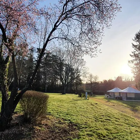 Onlycamp Port Sainte Marie * Malicorne-sur-Sarthe